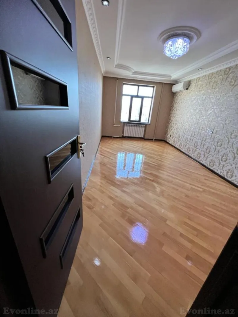 Satılır 5 otaqlı Mənzil Köhnə tikili 120 m² Əhmədli m. - şəkil 6