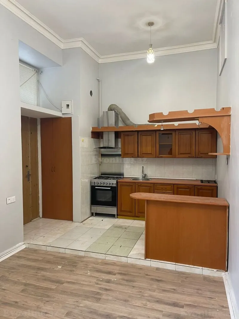 Kirayə verilir 2 otaqlı Mənzil Köhnə tikili 65 m² Nəsimi r. - şəkil 3