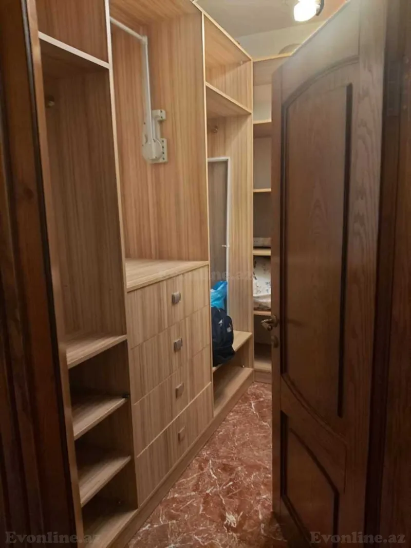 Satılır 3 otaqlı Mənzil Yeni tikili 156 m² 28 May m. - şəkil 17