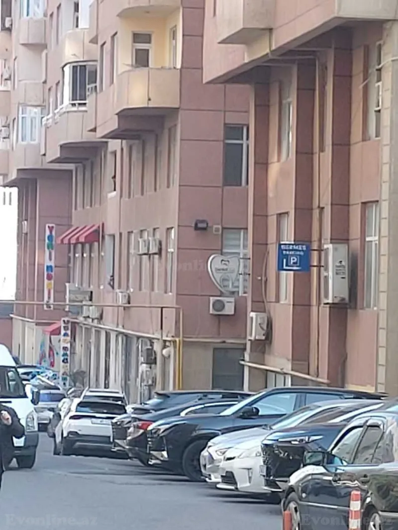 Satılır 3 otaqlı Mənzil Yeni tikili 156 m² 28 May m. - şəkil 20