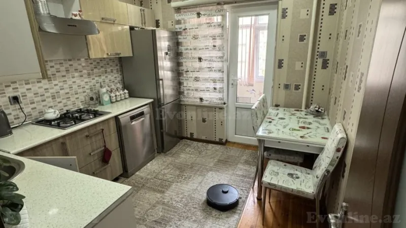 Satılır 2 otaqlı Mənzil Köhnə tikili 60 m² Yeni Yasamal - şəkil 8