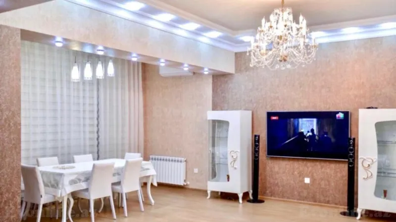 Kirayə verilir 4 otaqlı Mənzil Yeni tikili 181 m² Xətai m. - şəkil 9