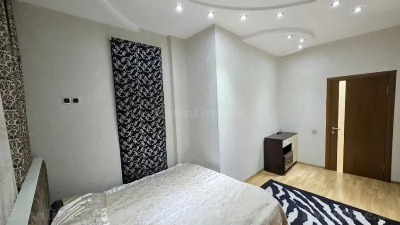 Satılır 3 otaqlı Mənzil Köhnə tikili 110 m² Azadlıq prospekti m. - şəkil 12