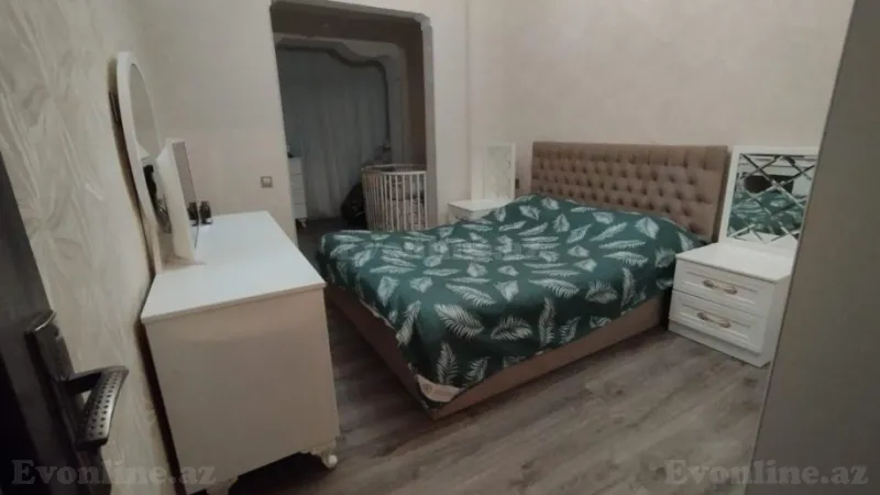 Satılır 4 otaqlı Mənzil Köhnə tikili 100 m² Həzi Aslanov m. - şəkil 7