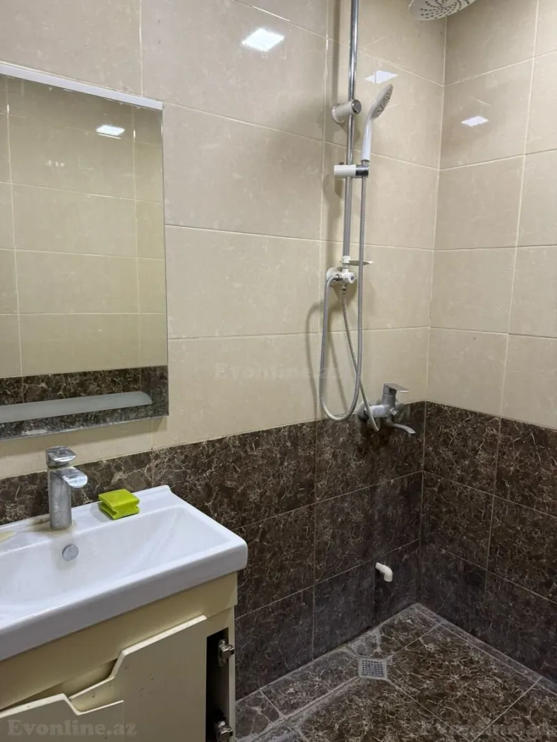 Satılır 1 otaqlı Mənzil Köhnə tikili 35 m² İnşaatçılar m. - şəkil 10