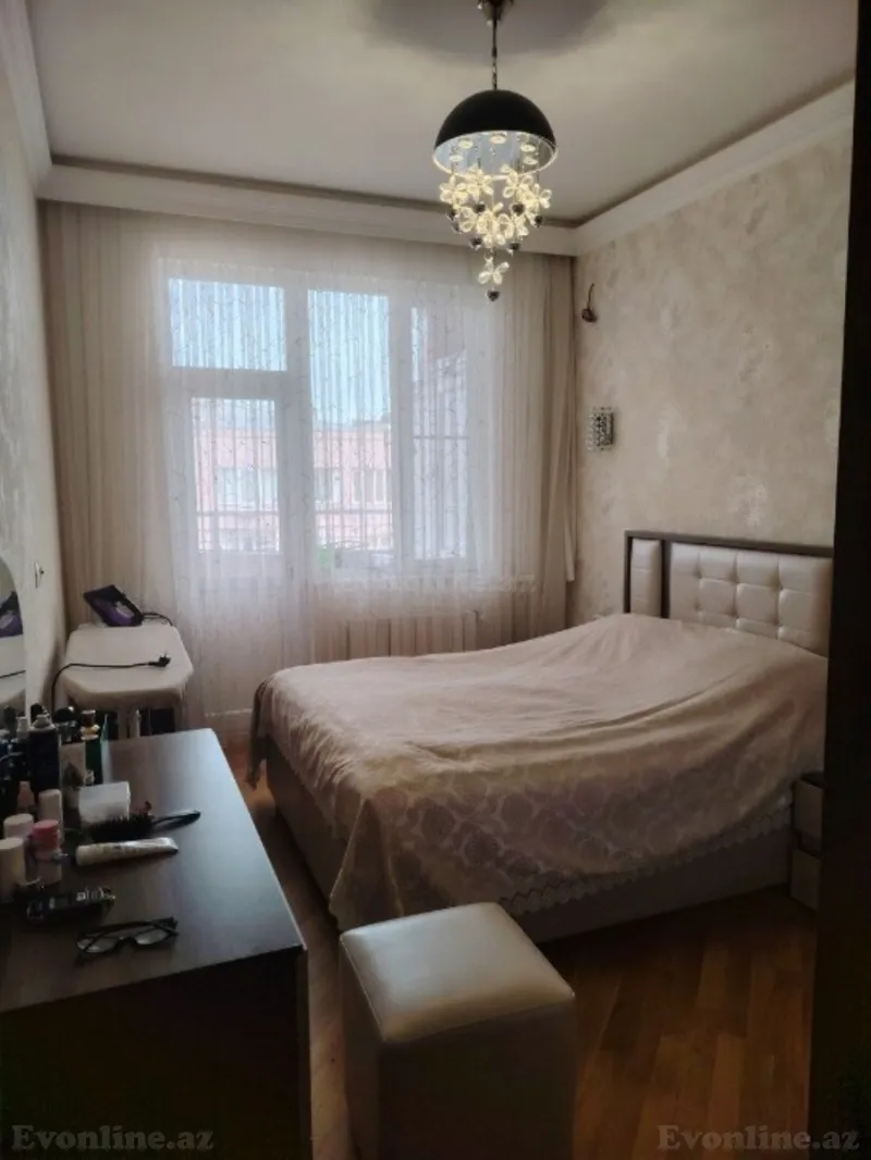 Satılır 2 otaqlı Mənzil Yeni tikili 70 m² Səbail r. - şəkil 8