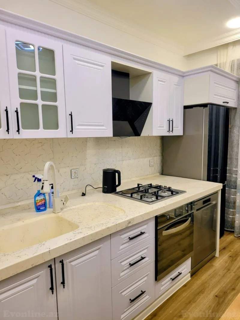 Satılır 2 otaqlı Mənzil Yeni tikili 100 m² 28 May m. - şəkil 2