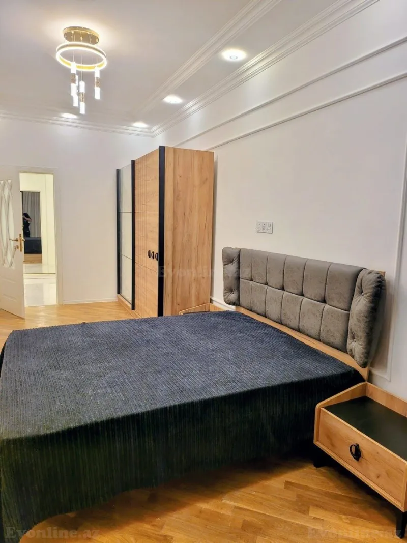 Satılır 2 otaqlı Mənzil Yeni tikili 100 m² 28 May m. - şəkil 5