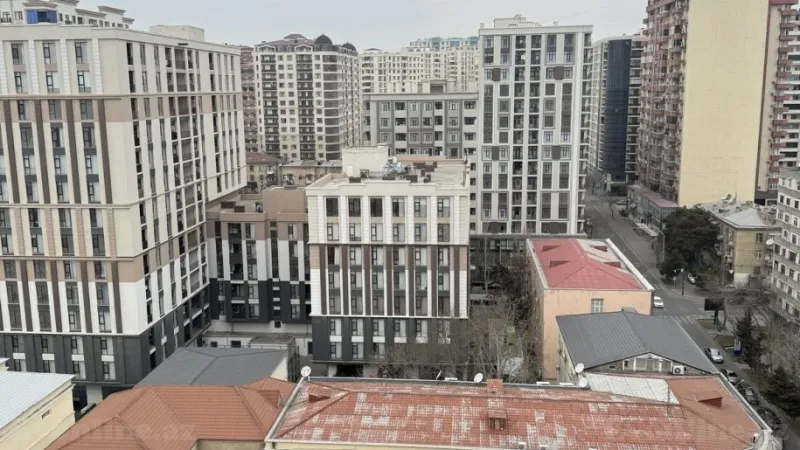 Satılır 5 otaqlı Mənzil Yeni tikili 185 m² Nəsimi r. - şəkil 14