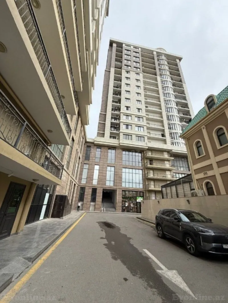 Satılır 3 otaqlı Mənzil Yeni tikili 113 m² 28 May m. - şəkil 9