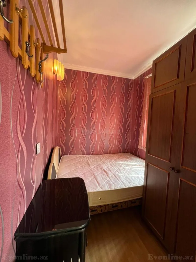 Kirayə verilir 2 otaqlı Mənzil Köhnə tikili 40 m² 5-ci mikrorayon