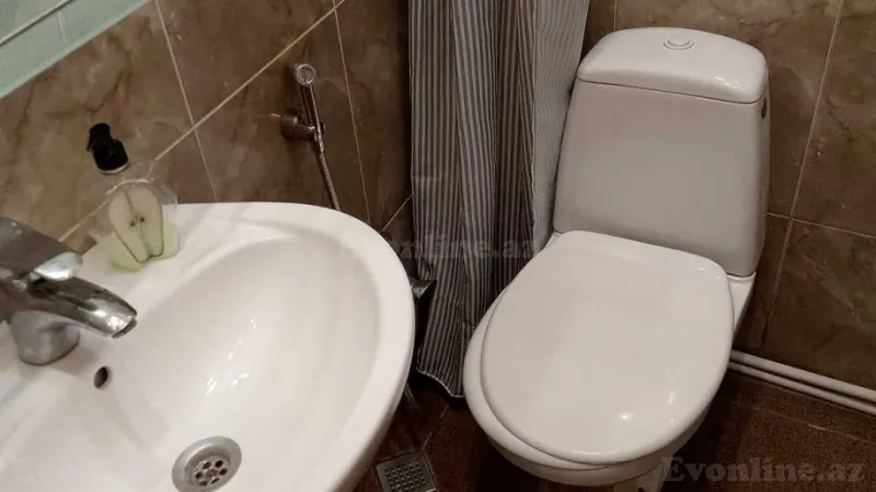 Kirayə verilir 1 otaqlı Mənzil Köhnə tikili 32 m² İçərişəhər m. - şəkil 16