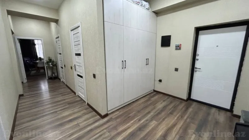 Satılır 3 otaqlı Mənzil Yeni tikili 135 m² Qara Qarayev m. - şəkil 19