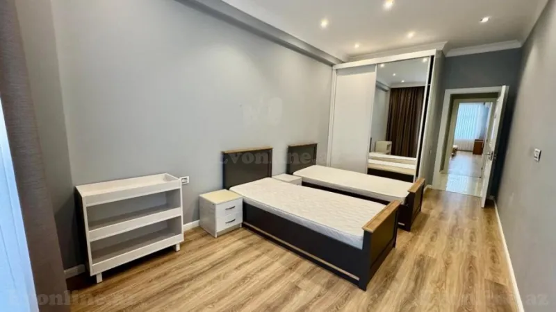 Kirayə verilir 3 otaqlı Mənzil Yeni tikili 130 m² Elmlər Akademiyası m. - şəkil 12