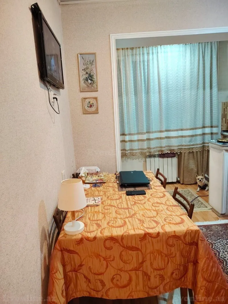 Satılır 2 otaqlı Mənzil Köhnə tikili 48 m² Nərimanov r. - şəkil 4