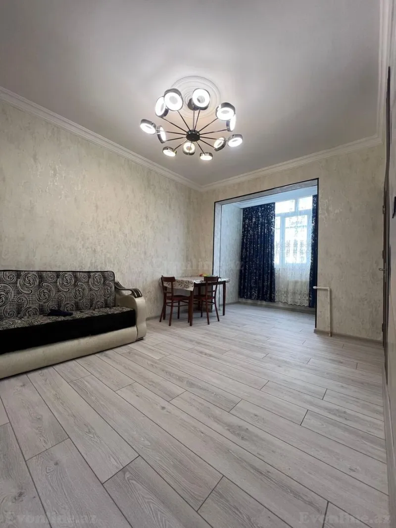 Satılır 2 otaqlı Mənzil Köhnə tikili 55 m² 20 Yanvar m.