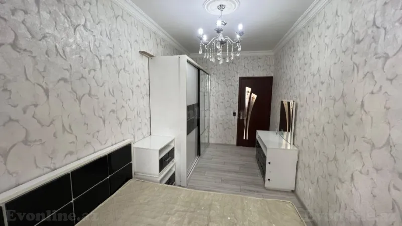 Satılır 2 otaqlı Mənzil Köhnə tikili 55 m² 20 Yanvar m. - şəkil 6