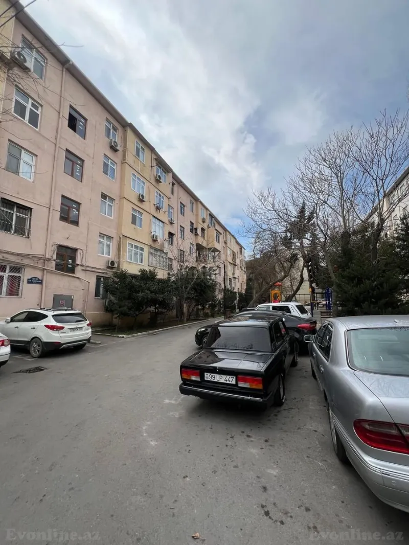 Satılır 2 otaqlı Mənzil Köhnə tikili 55 m² 20 Yanvar m. - şəkil 20