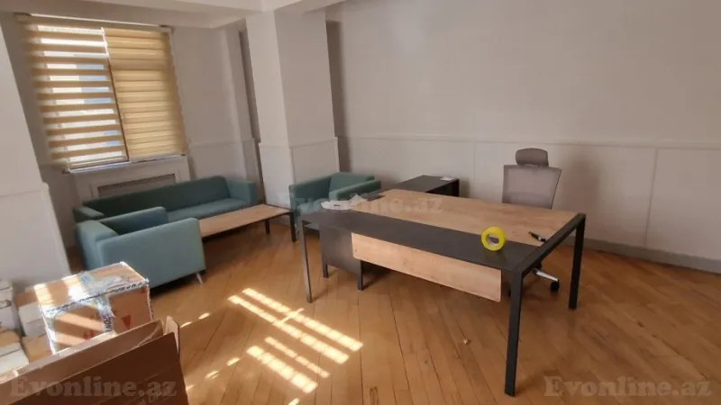 Kirayə verilir Ofis 90 m² Yasamal