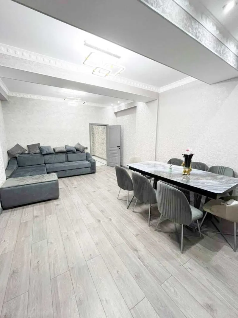 Satılır 3 otaqlı Mənzil Yeni tikili 135 m² Qara Qarayev m.