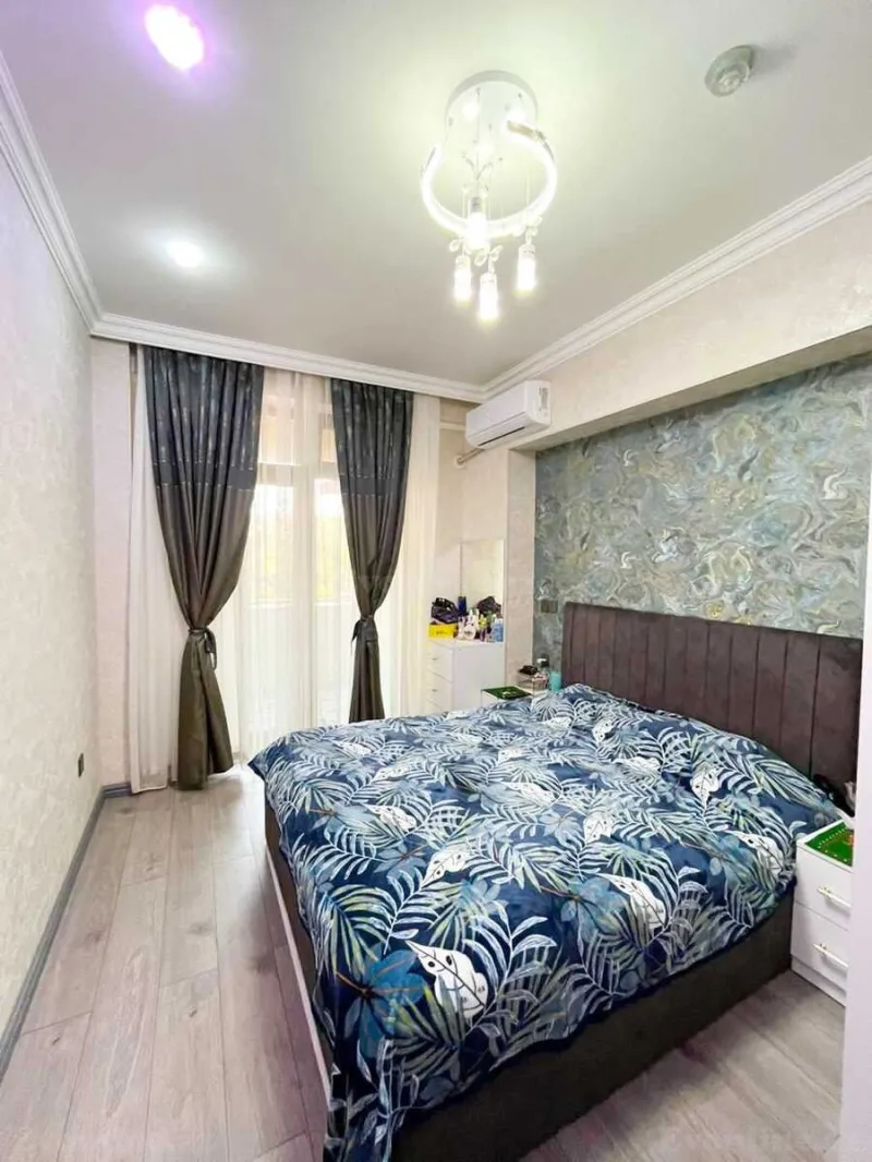 Satılır 3 otaqlı Mənzil Yeni tikili 135 m² Qara Qarayev m. - şəkil 2