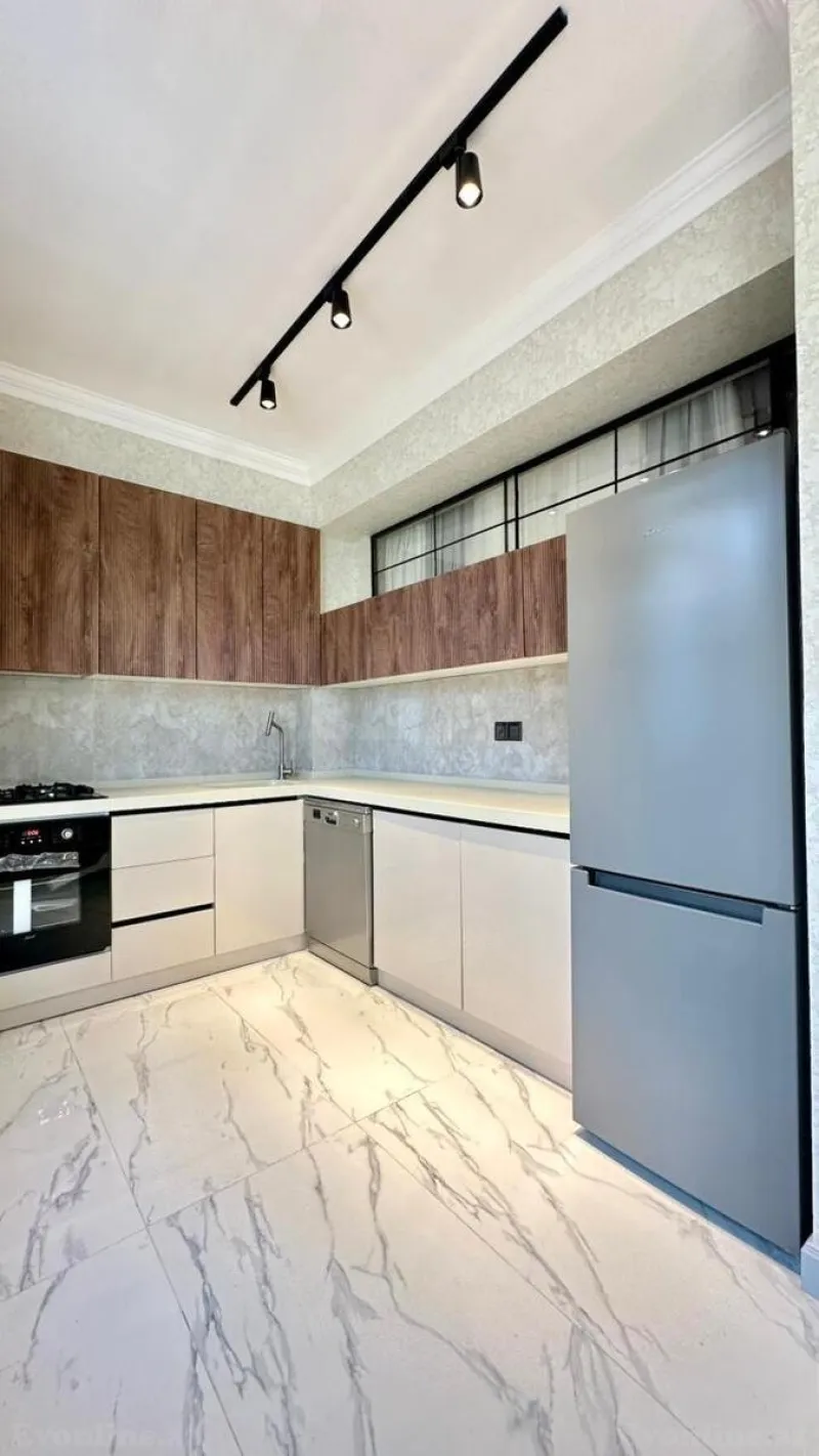 Satılır 2 otaqlı Mənzil Yeni tikili 80 m² 28 May m.
