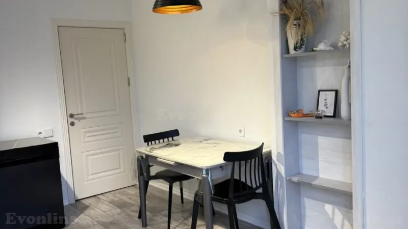 Satılır 2 otaqlı Mənzil Köhnə tikili 53 m² Yasamal - şəkil 8