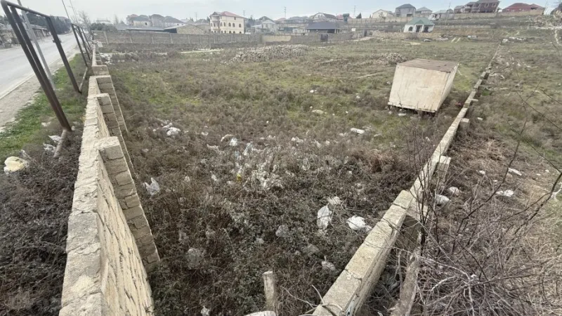 Bakı, Abşeron r., Mehdiabadda torpaq satılır