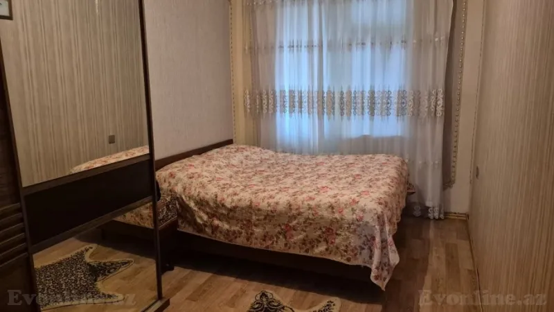 Satılır 3 otaqlı Mənzil Köhnə tikili 85 m² 8-ci kilometr