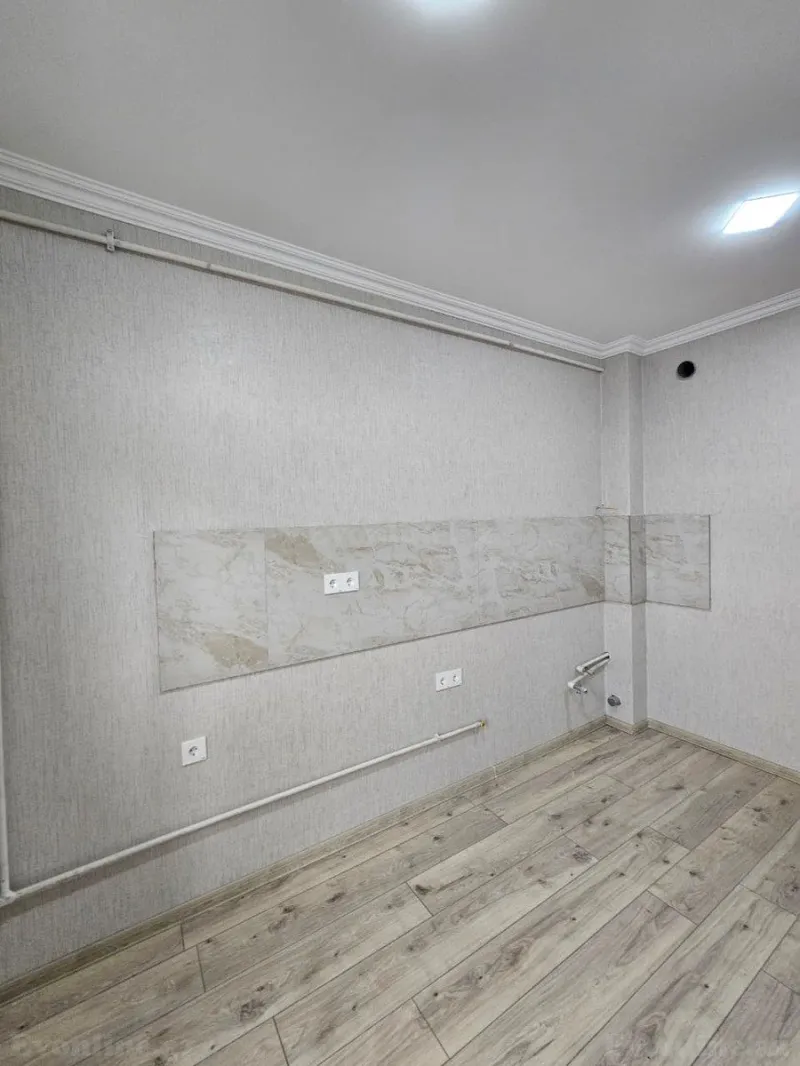 Satılır 2 otaqlı Mənzil Köhnə tikili 65 m² Binə - şəkil 11