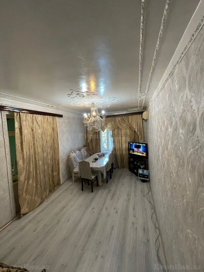 Satılır 2 otaqlı Mənzil Köhnə tikili 65 m² Həzi Aslanov