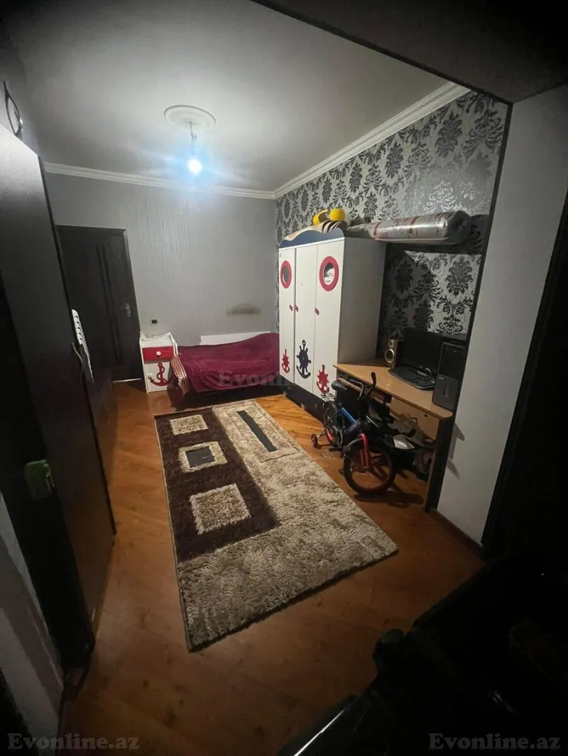 Satılır 4 otaqlı Mənzil Köhnə tikili 117 m² Xətai r. - şəkil 6
