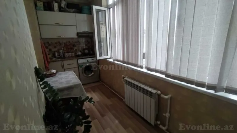 Satılır 2 otaqlı Mənzil Köhnə tikili 50 m² Yeni Yasamal - şəkil 2