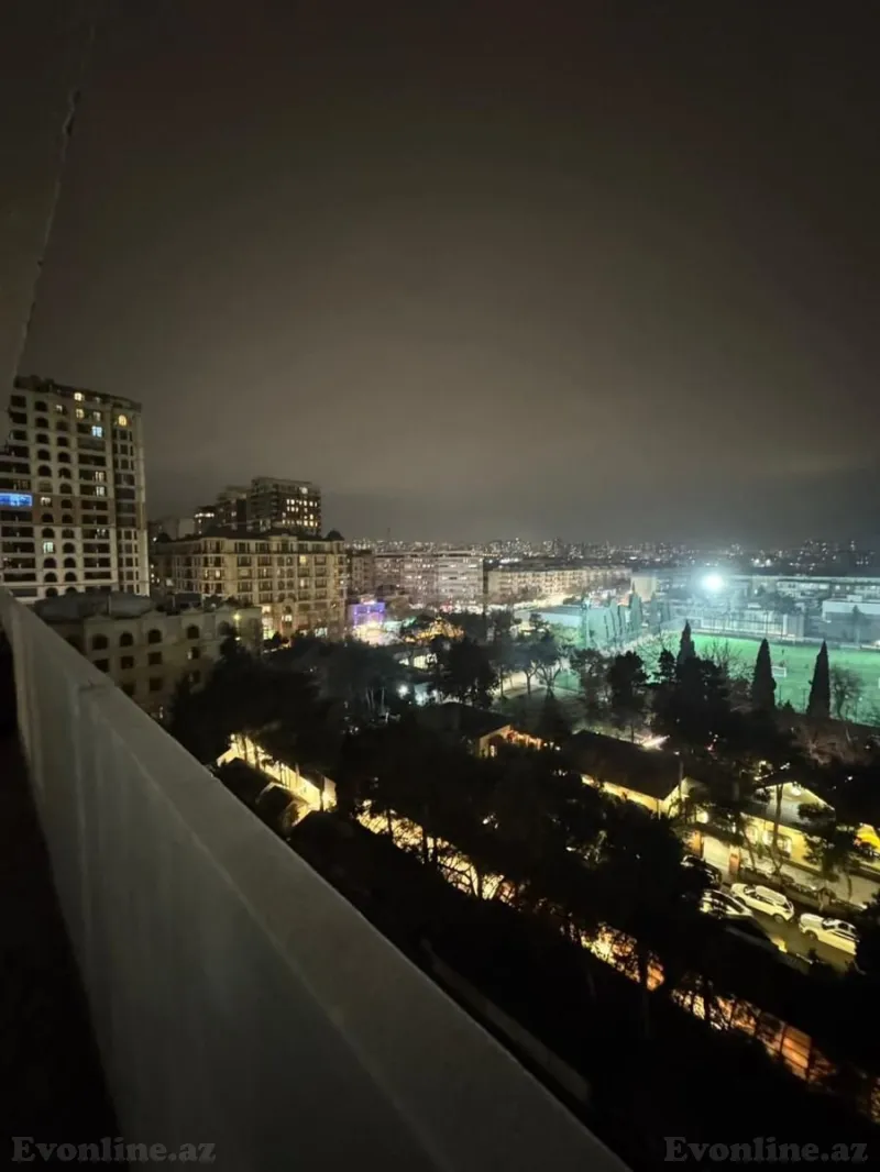 Satılır 2 otaqlı Mənzil Köhnə tikili 65 m² Gənclik m. - şəkil 5