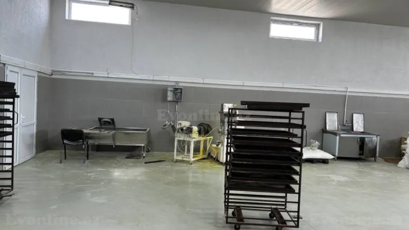 Satılır Obyekt 550 m² Ceyranbatan - şəkil 2