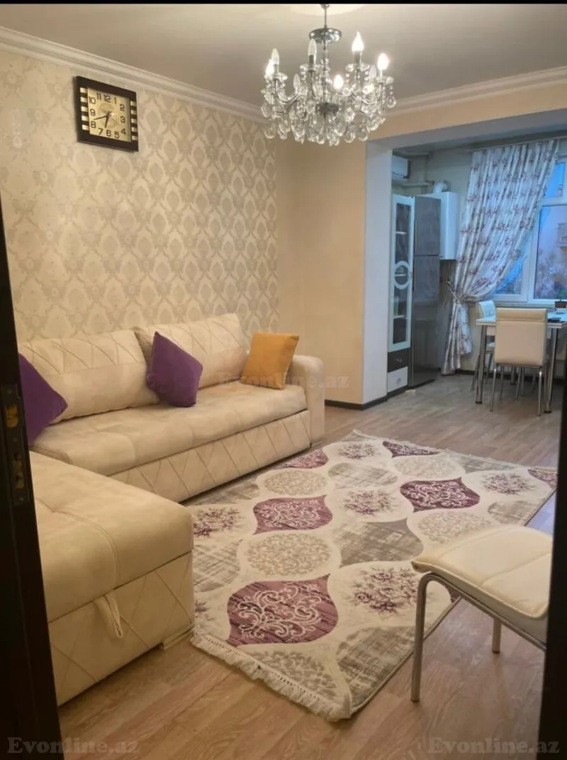 Kirayə verilir 2 otaqlı Mənzil Köhnə tikili 45 m² Neftçilər m.