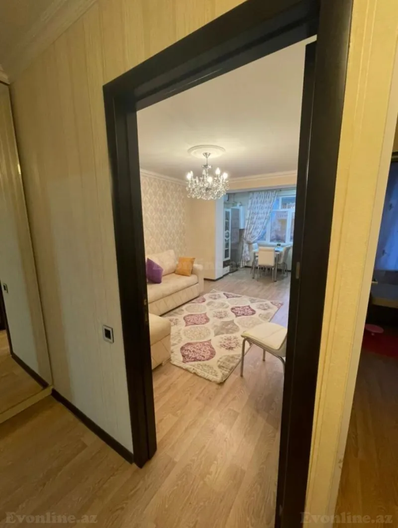 Kirayə verilir 2 otaqlı Mənzil Köhnə tikili 45 m² Neftçilər m. - şəkil 3