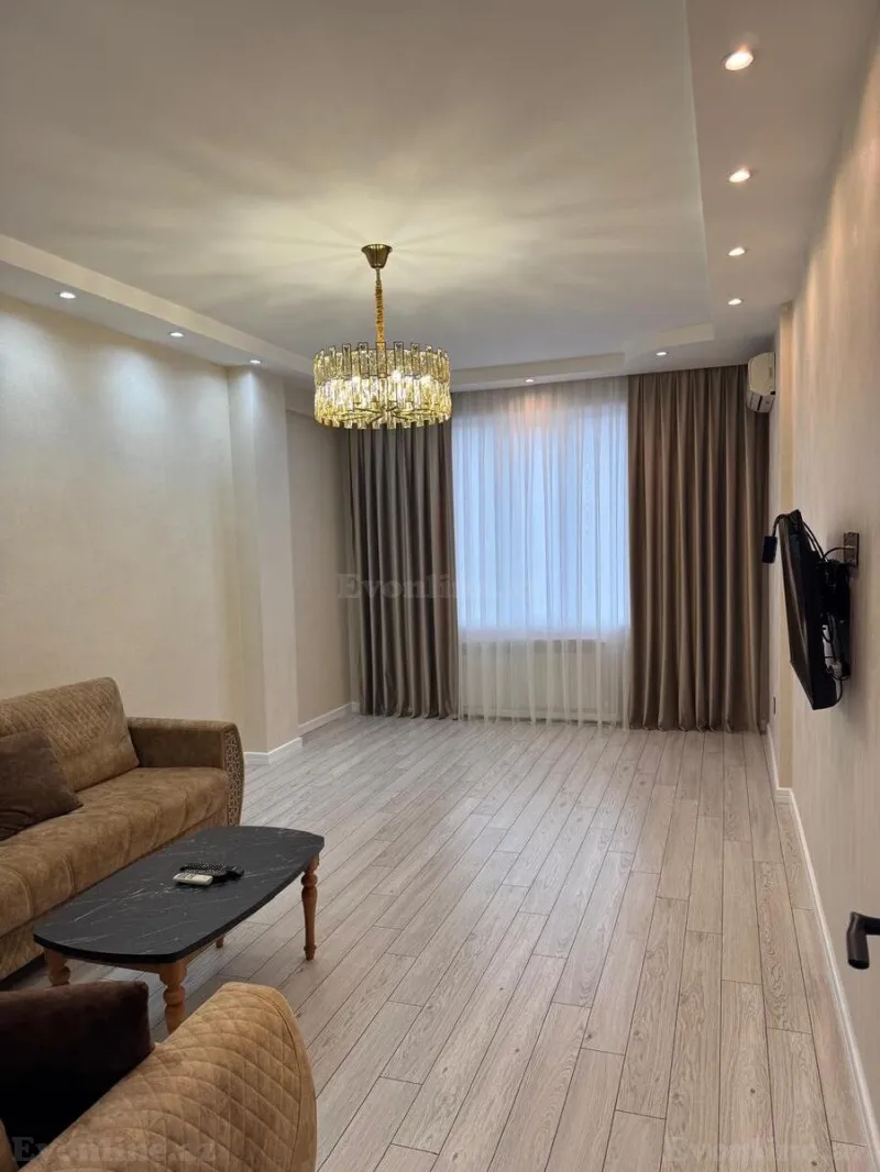 Satılır 3 otaqlı Mənzil Yeni tikili 88 m² Memar Əcəmi m.