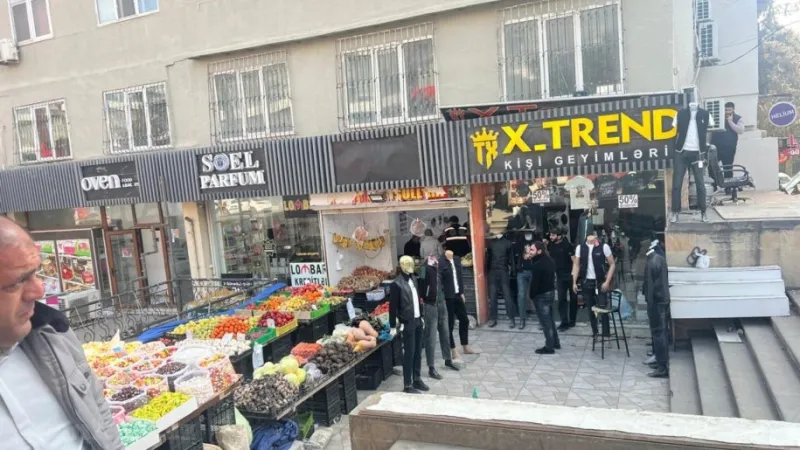 Satılır 5 otaqlı Mənzil Köhnə tikili 140 m² 8-ci mikrorayon