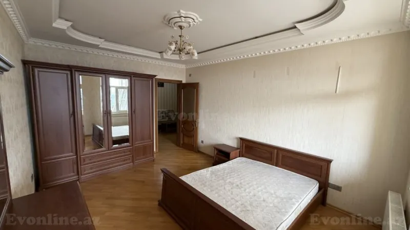 Kirayə verilir 4 otaqlı Mənzil Yeni tikili 115 m² Əhmədli