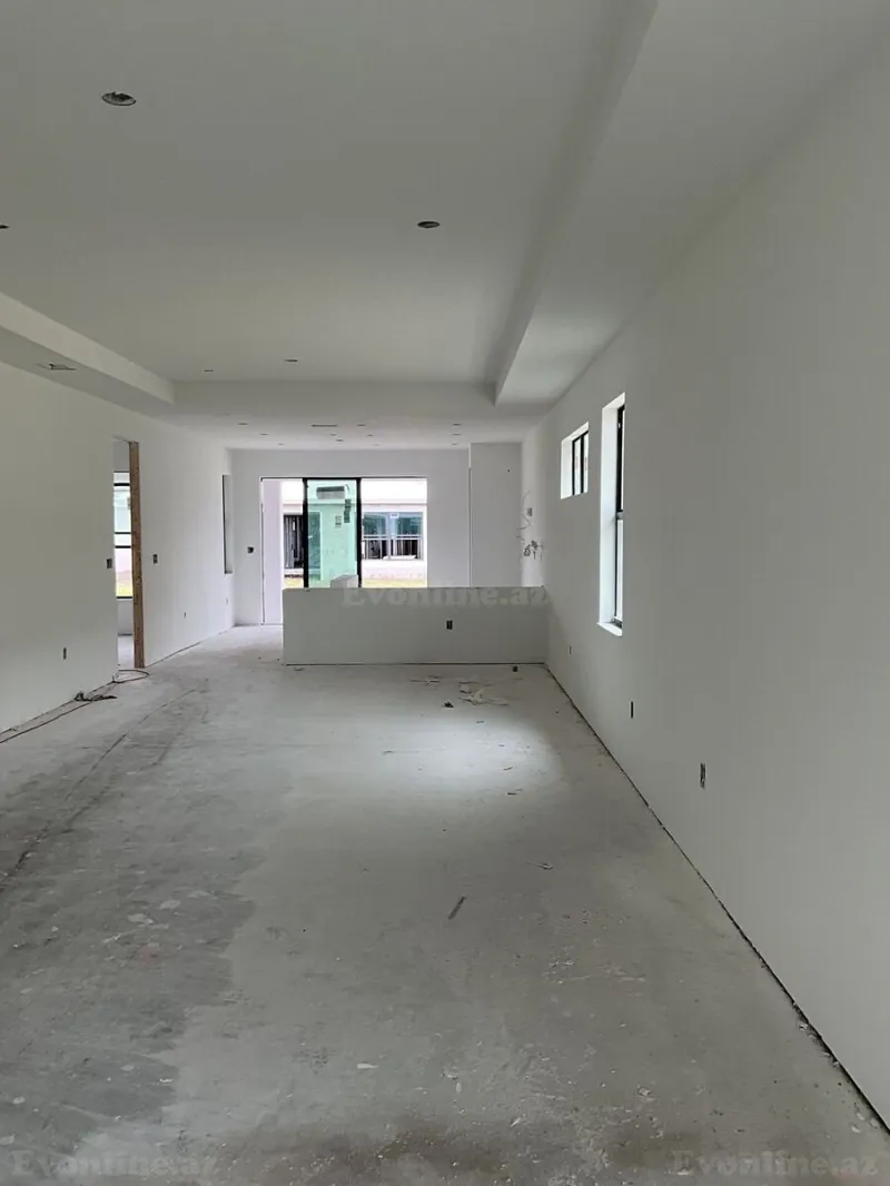 Satılır Obyekt 2000 m² Nəsimi r. - şəkil 3