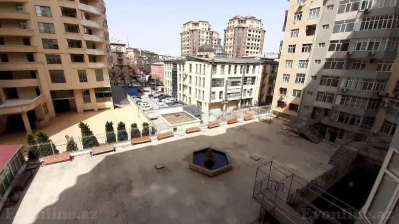 Kirayə verilir 4 otaqlı Mənzil Yeni tikili 200 m² Nizami m. - şəkil 13
