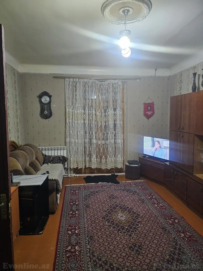 Satılır 3 otaqlı Mənzil Köhnə tikili 80 m² Sumqayıt