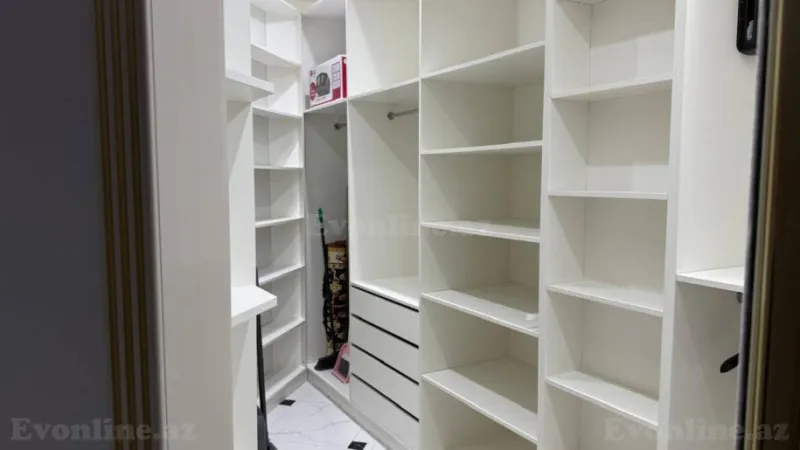 Kirayə verilir 3 otaqlı Mənzil Yeni tikili 170 m² Nəsimi r. - şəkil 3