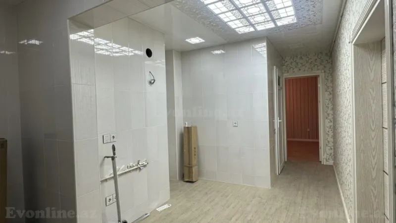 Satılır 2 otaqlı Mənzil Yeni tikili 68 m² 8 Noyabr m. - şəkil 3