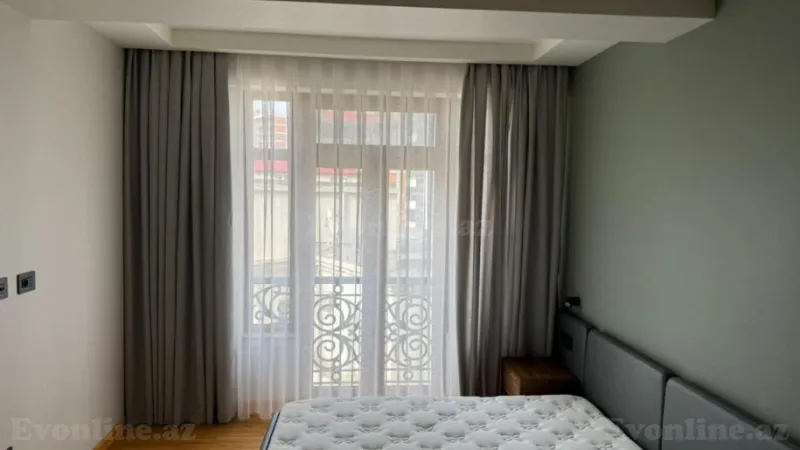 Satılır 3 otaqlı Mənzil Yeni tikili 151 m² 28 May m. - şəkil 6