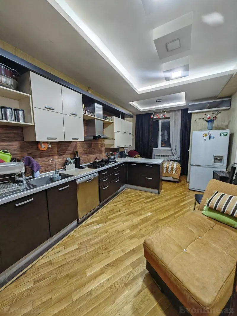 Satılır 3 otaqlı Mənzil Yeni tikili 115 m² Neftçilər m. - şəkil 12
