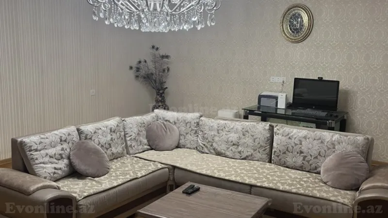 Bakı, Sabunçu r.da 5 otaqlı mənzil satılır