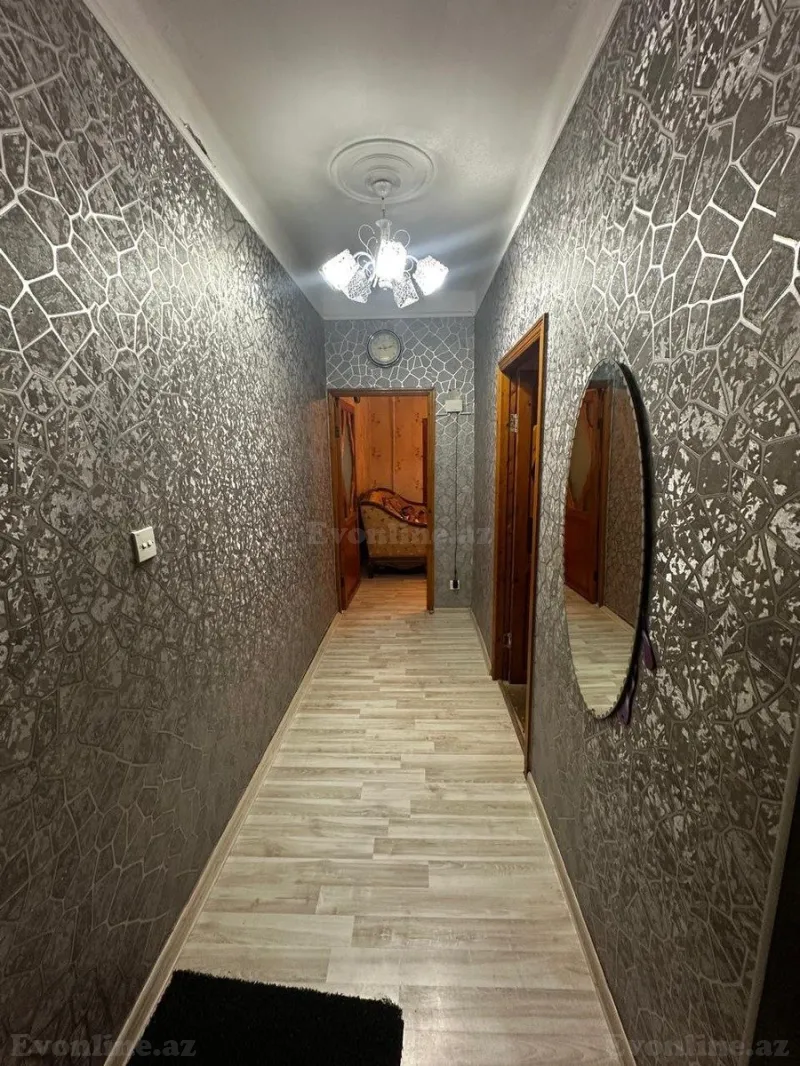 Satılır 4 otaqlı Mənzil Köhnə tikili 110 m² 8-ci mikrorayon - şəkil 2