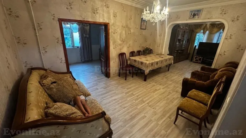 Satılır 4 otaqlı Mənzil Köhnə tikili 110 m² 8-ci mikrorayon - şəkil 7